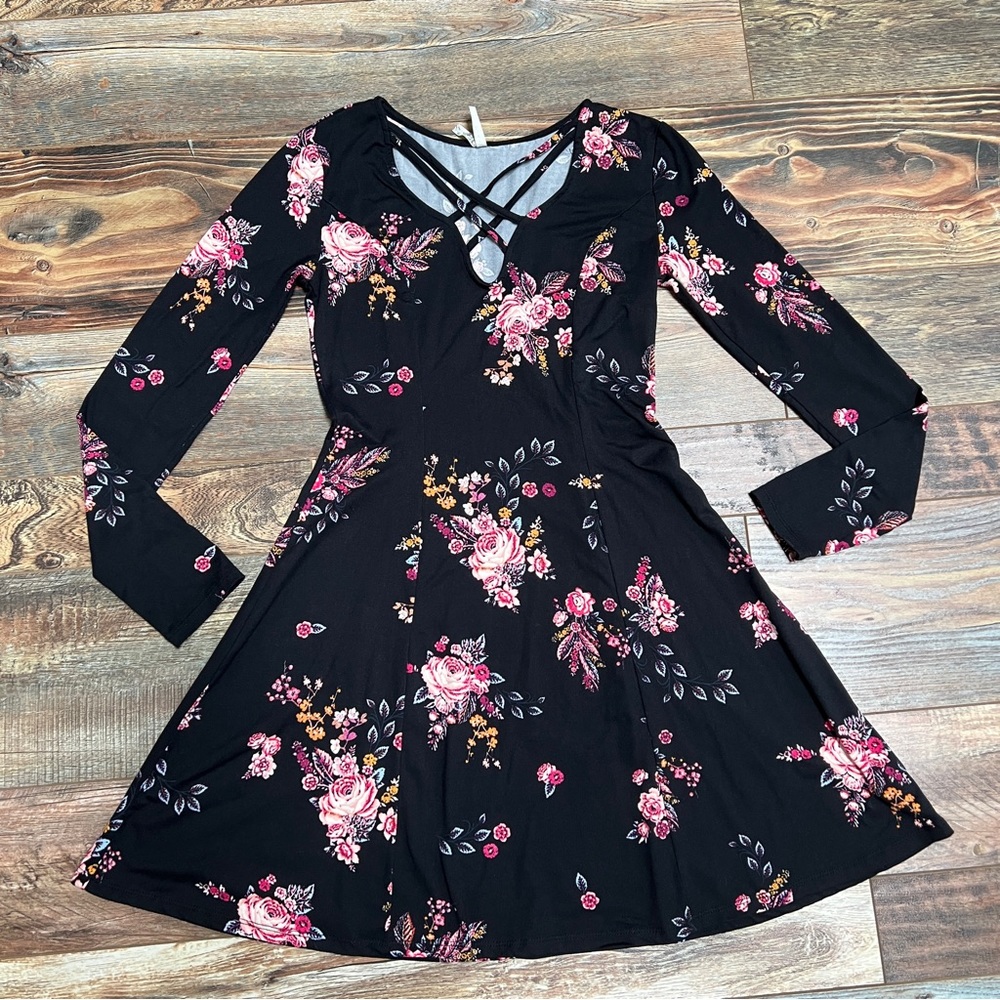 Mudd Flower Print Black Skater Dress Size S